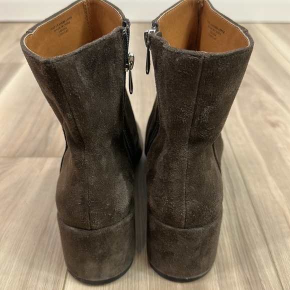 Adrienne Vittadini suede brown block heel boots size 9 - Picture 4 of 7